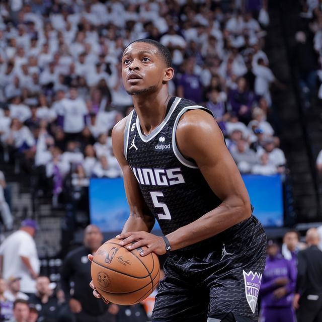 篮网完胜热火,福克斯绝境逆转 篮网完胜热火,福克斯绝境逆转