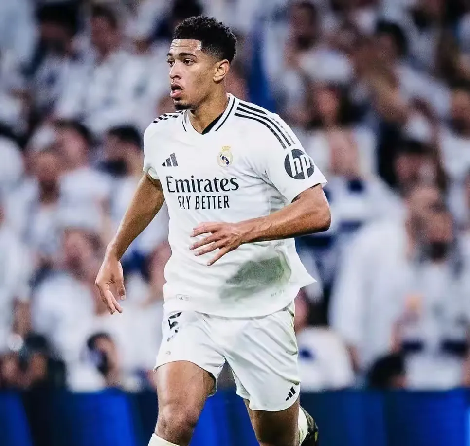 LOL电竞动态-皇马强势意大利，德利赫特惊艳世界的简单介绍