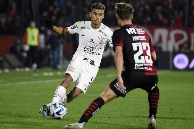 LOL英雄联盟投注平台-尼克斯逆转阿根廷男篮，布拉德利送出助攻