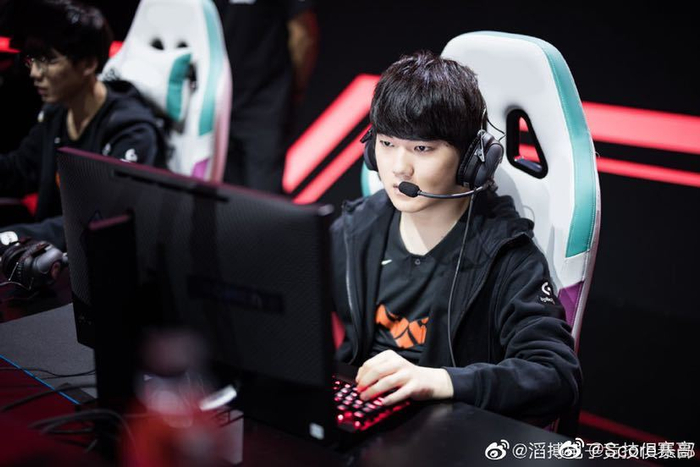 lpl官网-HLE爆冷TSM，JackeyLove打破历史纪录