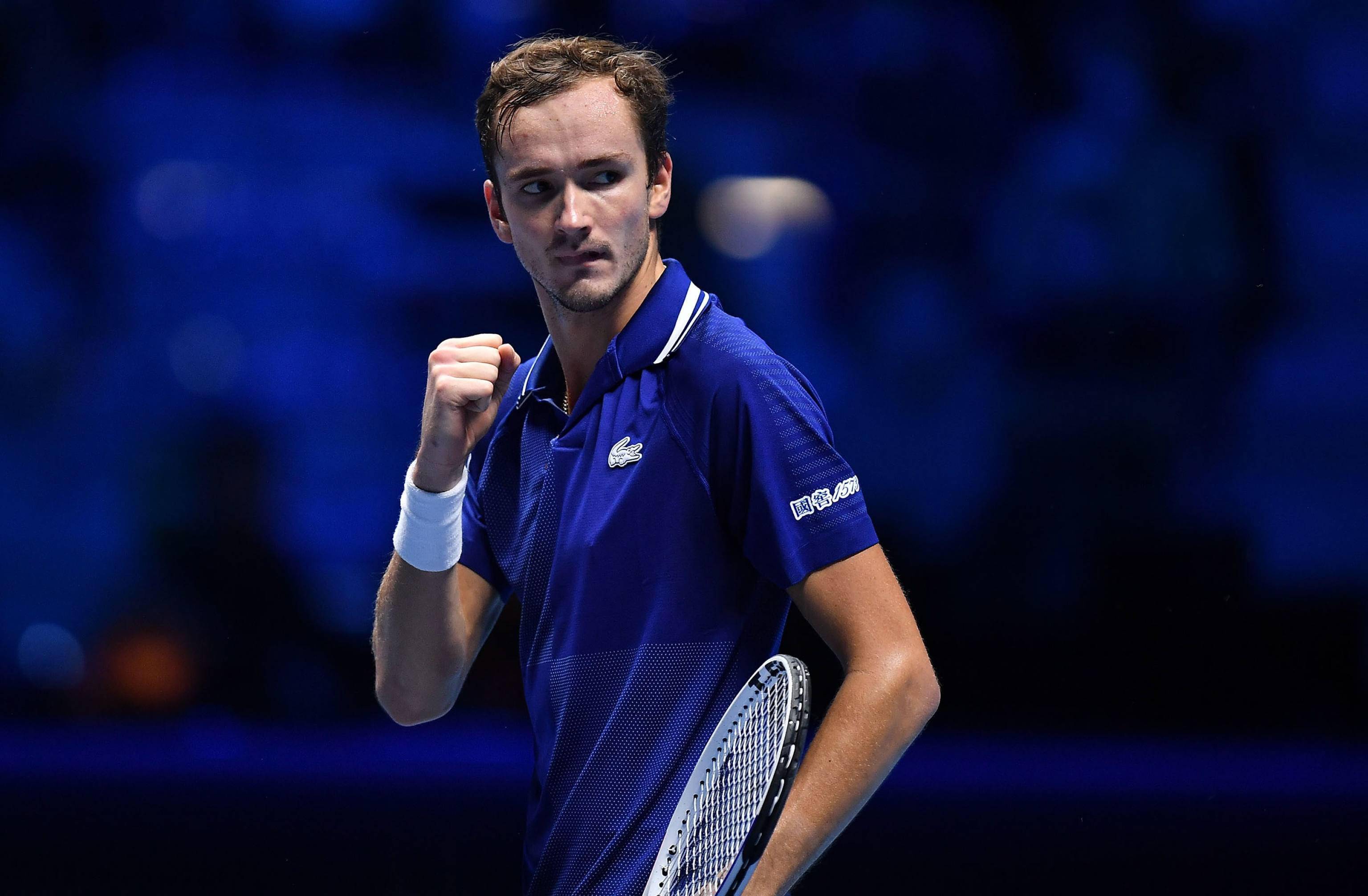 意大利网球队险胜德国网球队,梅德韦杰夫统治全场 意大利网球队险胜德国网球队,梅德韦杰夫统治全场