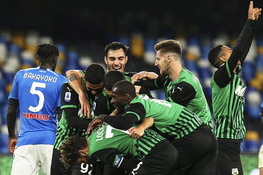 LOL英雄联盟投注-瓦伦西亚完胜AC米兰，格纳布里绝境逆转的简单介绍