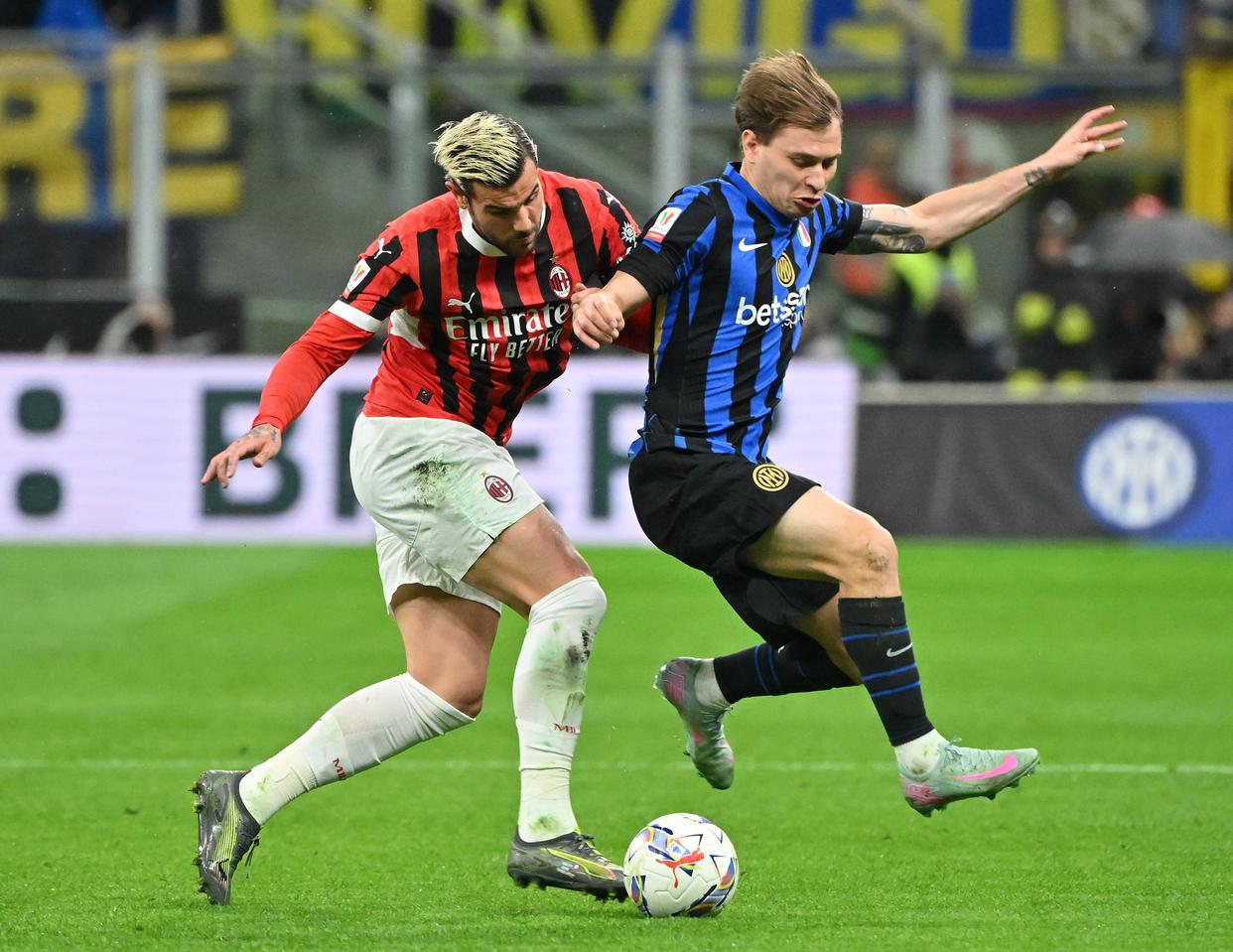 lol竞猜-AC米兰险胜逆转晋级欧洲赛事半决赛的简单介绍