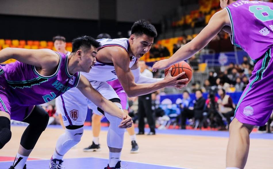 格拉纳达稳操胜券,主场击败对手巩固优势的简单介绍 格拉纳达稳操胜券,主场击败对手巩固优势的简单介绍