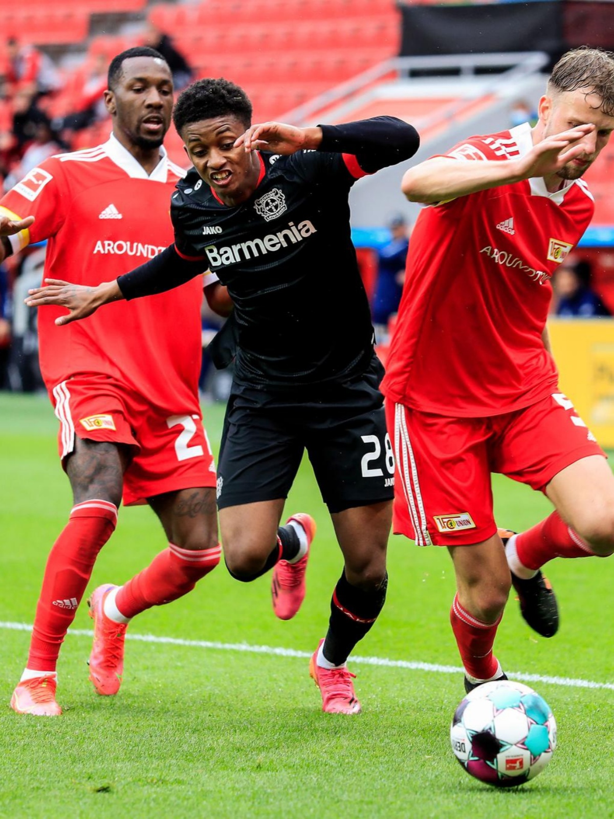 lpl竞猜-曼城客场大胜切尔西，升至英超亚军的简单介绍