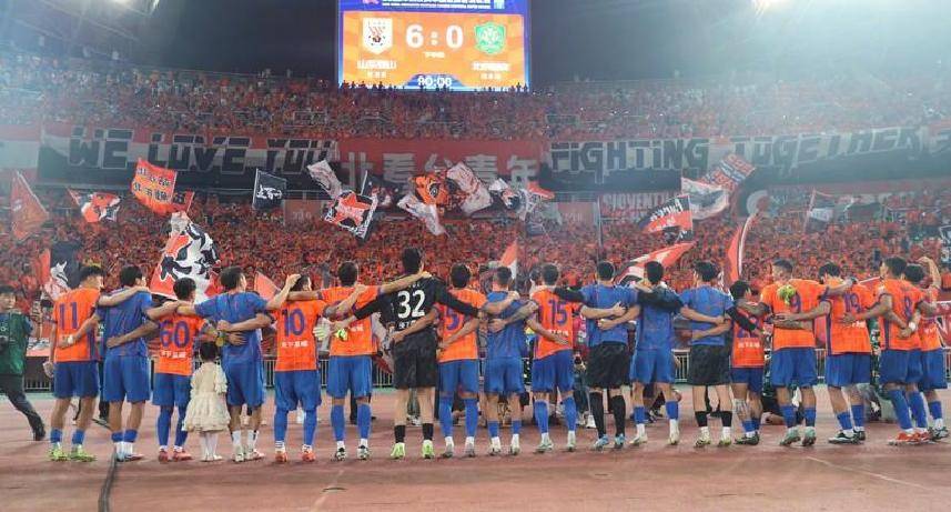 包含比赛中球队技战术升级,取得大捷的词条 包含比赛中球队技战术升级,取得大捷的词条