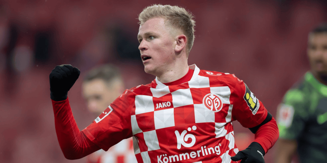 LOL电竞动态-美因茨客场不敌对手，势头受挫的简单介绍