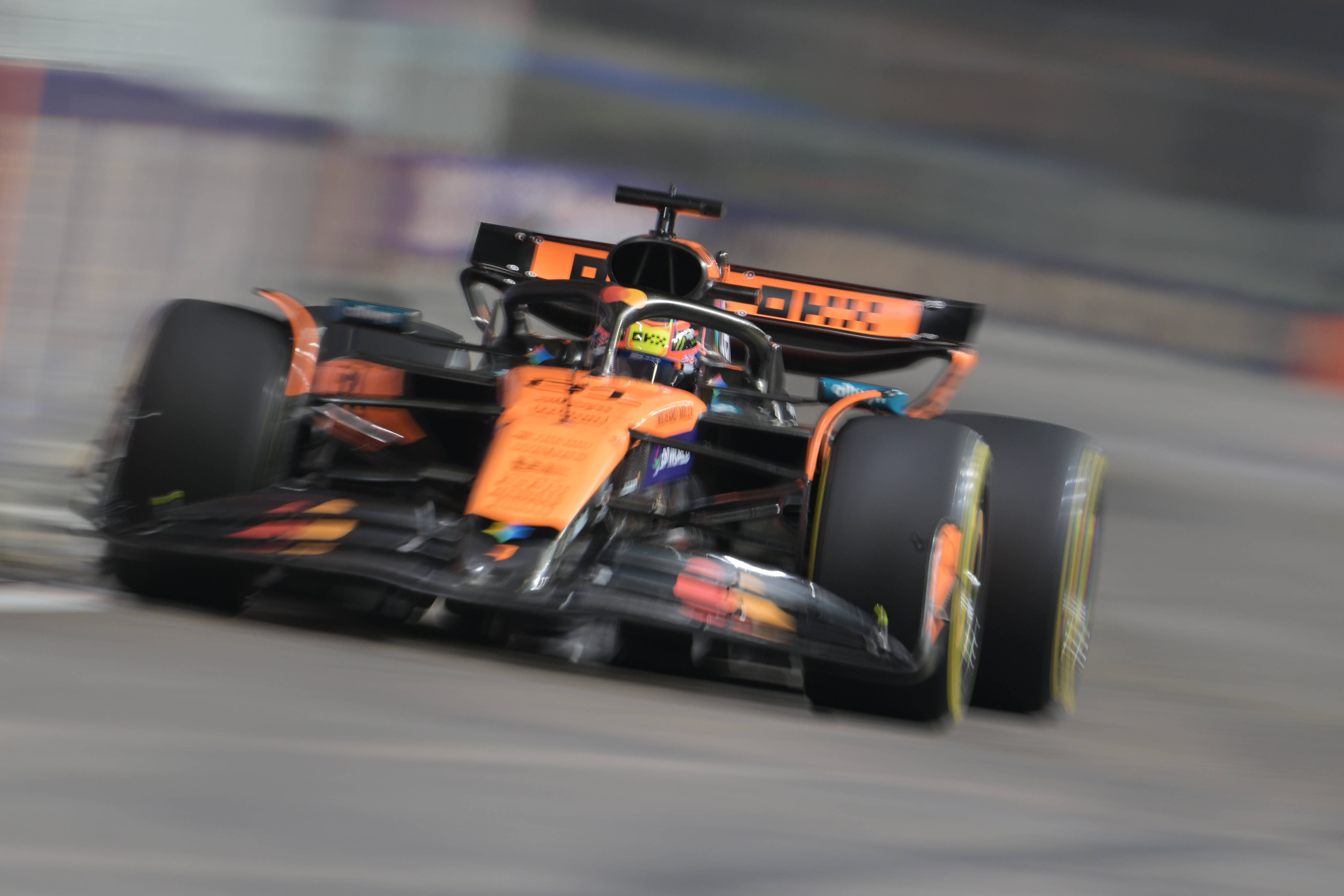 关于红牛二队横扫红牛车队，阿隆索带队取胜的信息