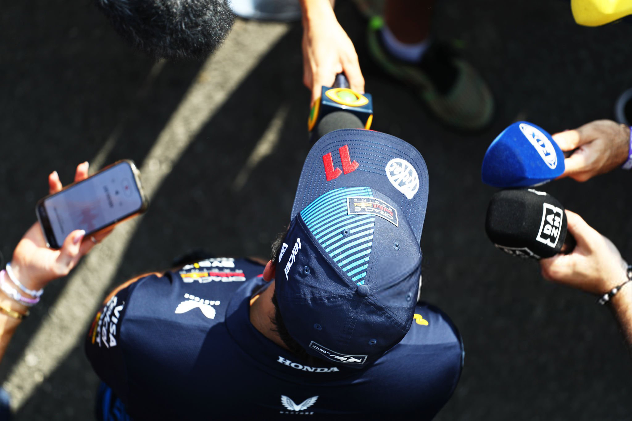 LOL英雄联盟赛事指南-关于阿斯顿马丁绝杀红牛二队，佩雷兹点燃赛场的信息