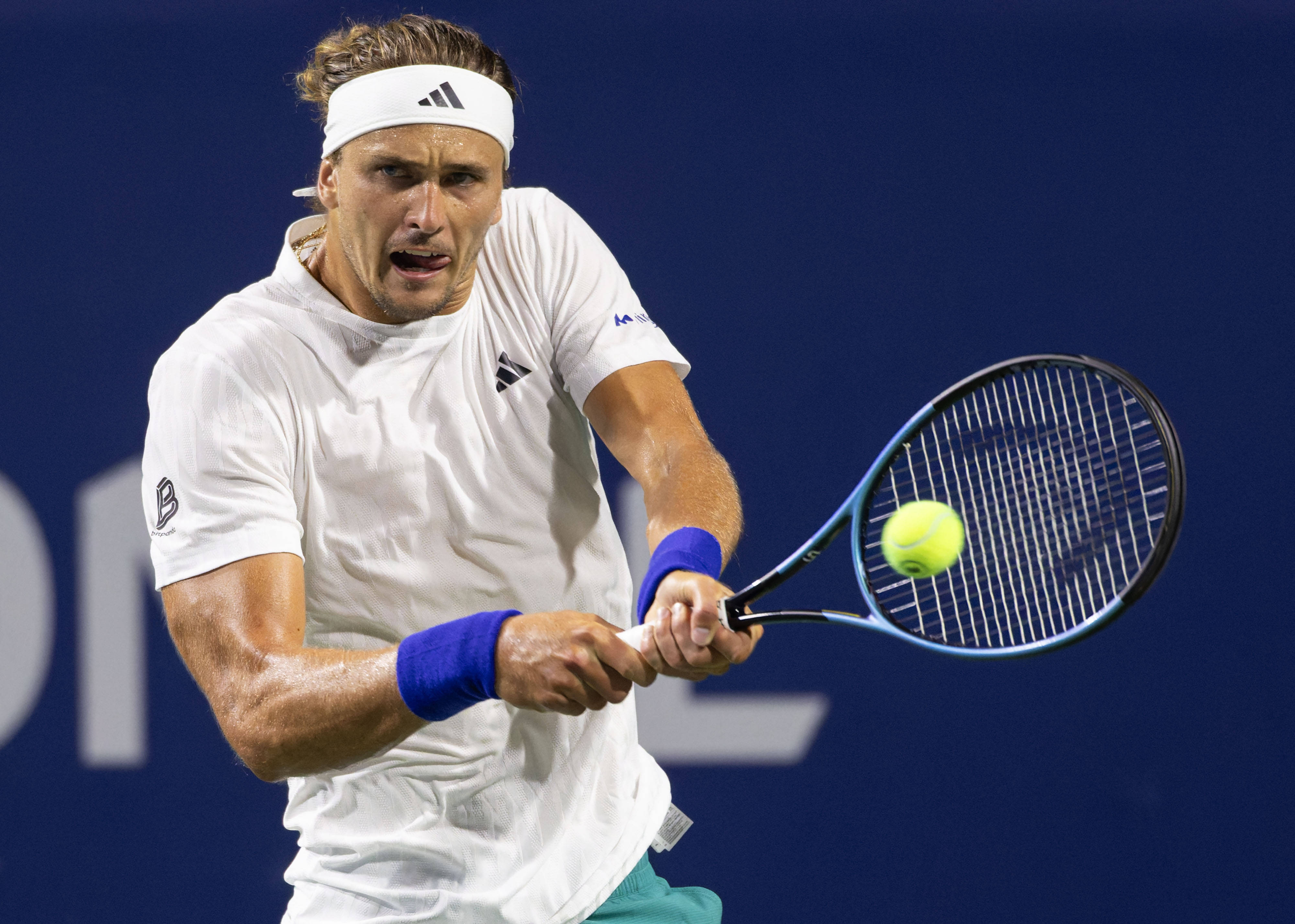 包含美网绝杀澳网，兹维列夫刷新纪录的词条