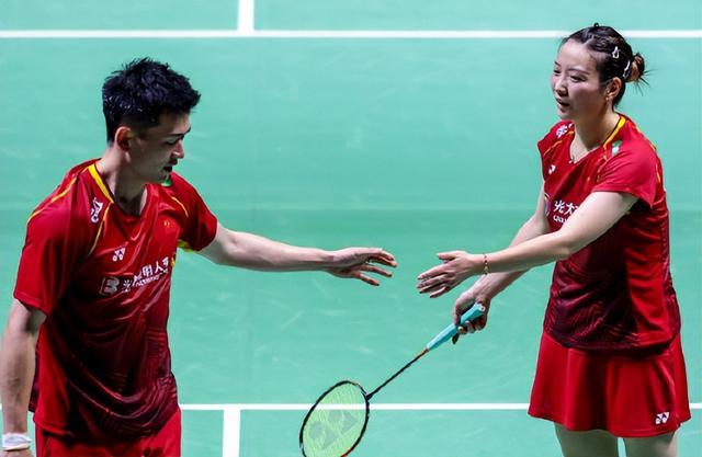 韩国队轻取泰国队，石宇奇带队取胜的简单介绍