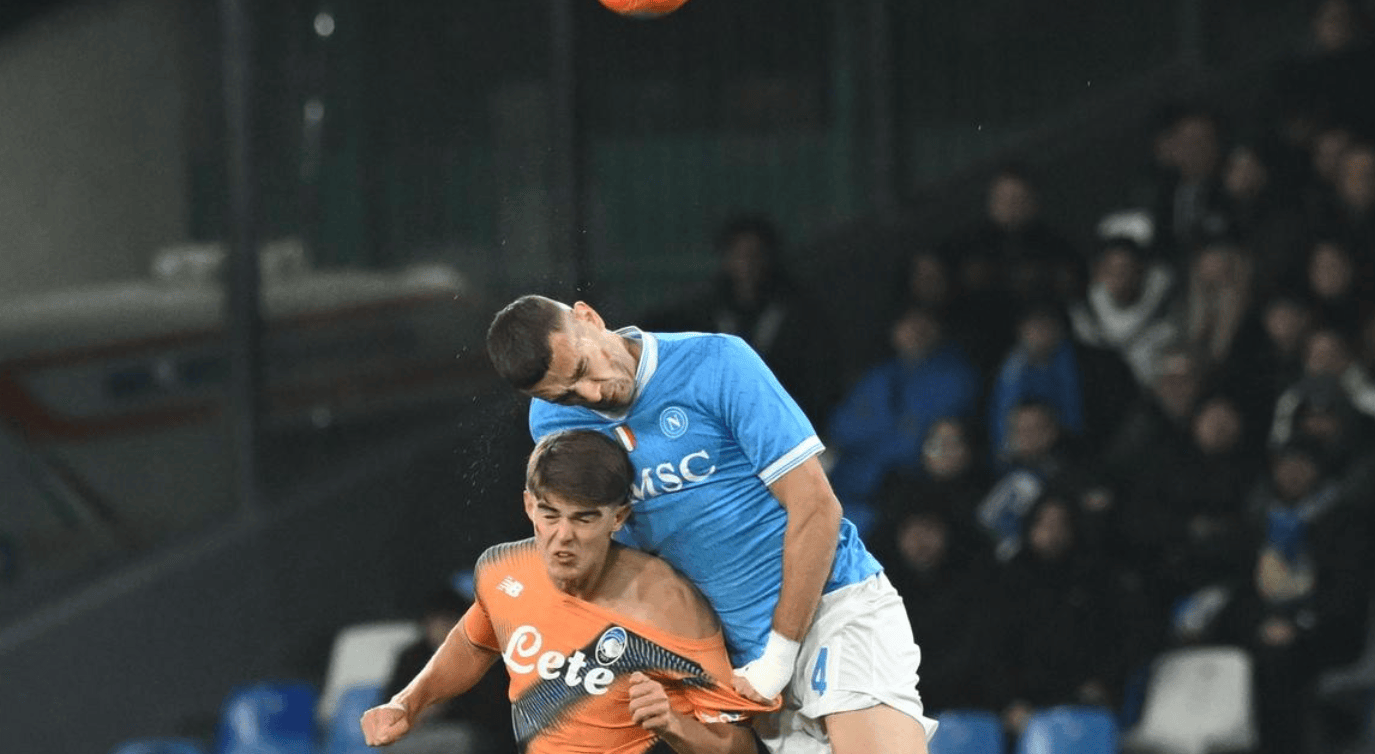 LOL电竞动态-包含那不勒斯完胜曼联，卡拉斯科扛起全队的词条