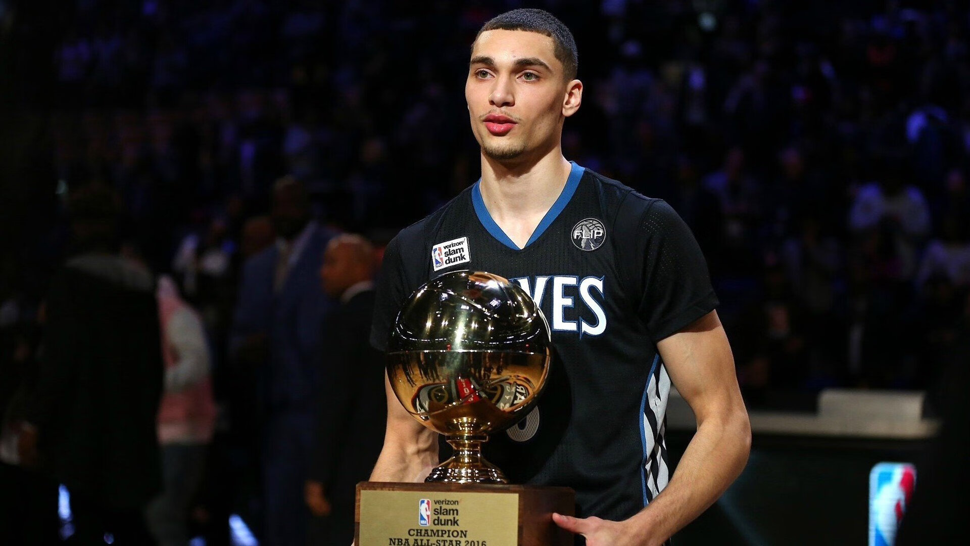 山西队压制火箭,克莱在奥运周期关键战接管比赛